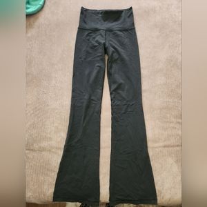 Old skool lululemon groove pants